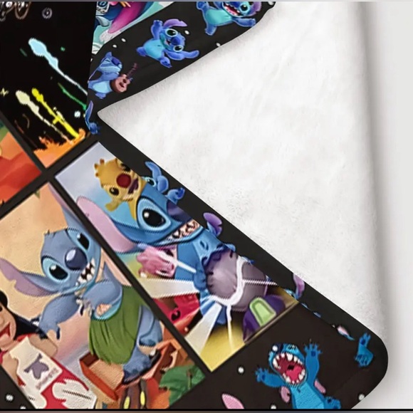 NIB Stitch Fleece Blanket - Picture 5 of 7